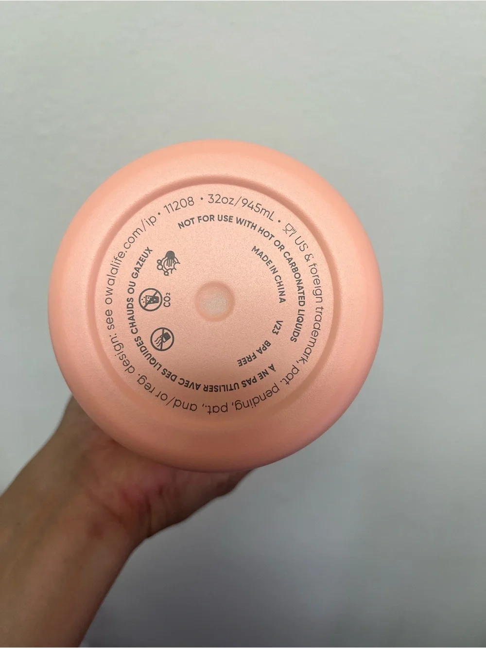 Owala 32 oz Water Bottle – Peach– Brand New